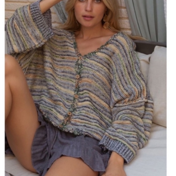 🐑POL Clothing Hi Lo Oversized Lounging Sweater - Picture 2 of 16